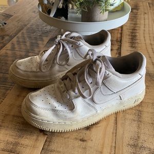 Womens Air Force Ones Sneakers size 7